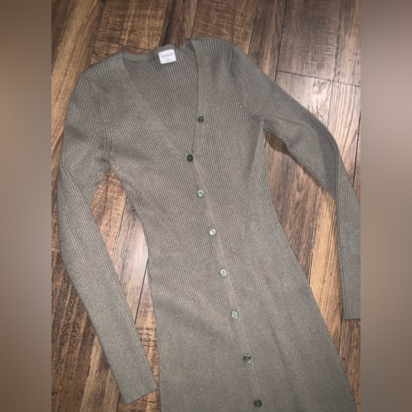 ABERCROMBIE & FITCH Button Up
Ribbed Midi Sweater Dress - Olive fall casual $120 - Picture 5 of 7
